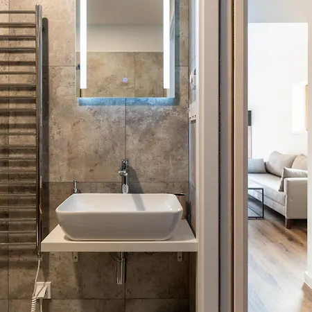 Andrea 's 4 Seasons Apartman *